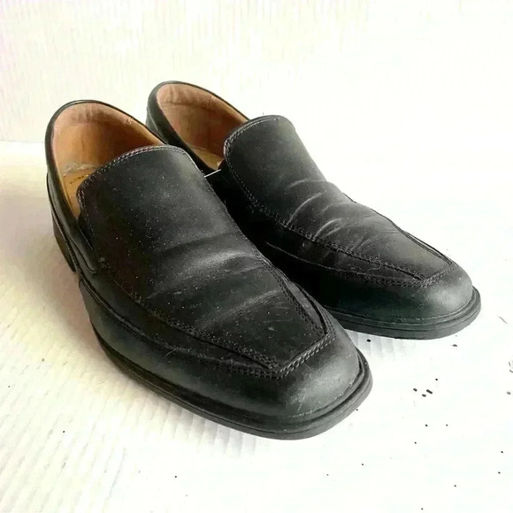 Clarks Shoes Mens Black Tilden Free Slip On Loafer Leather Casual Size 9M - Picture 1 of 9